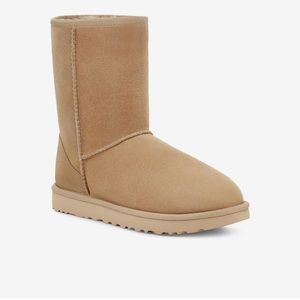 Light Brown Classic Short Ugg